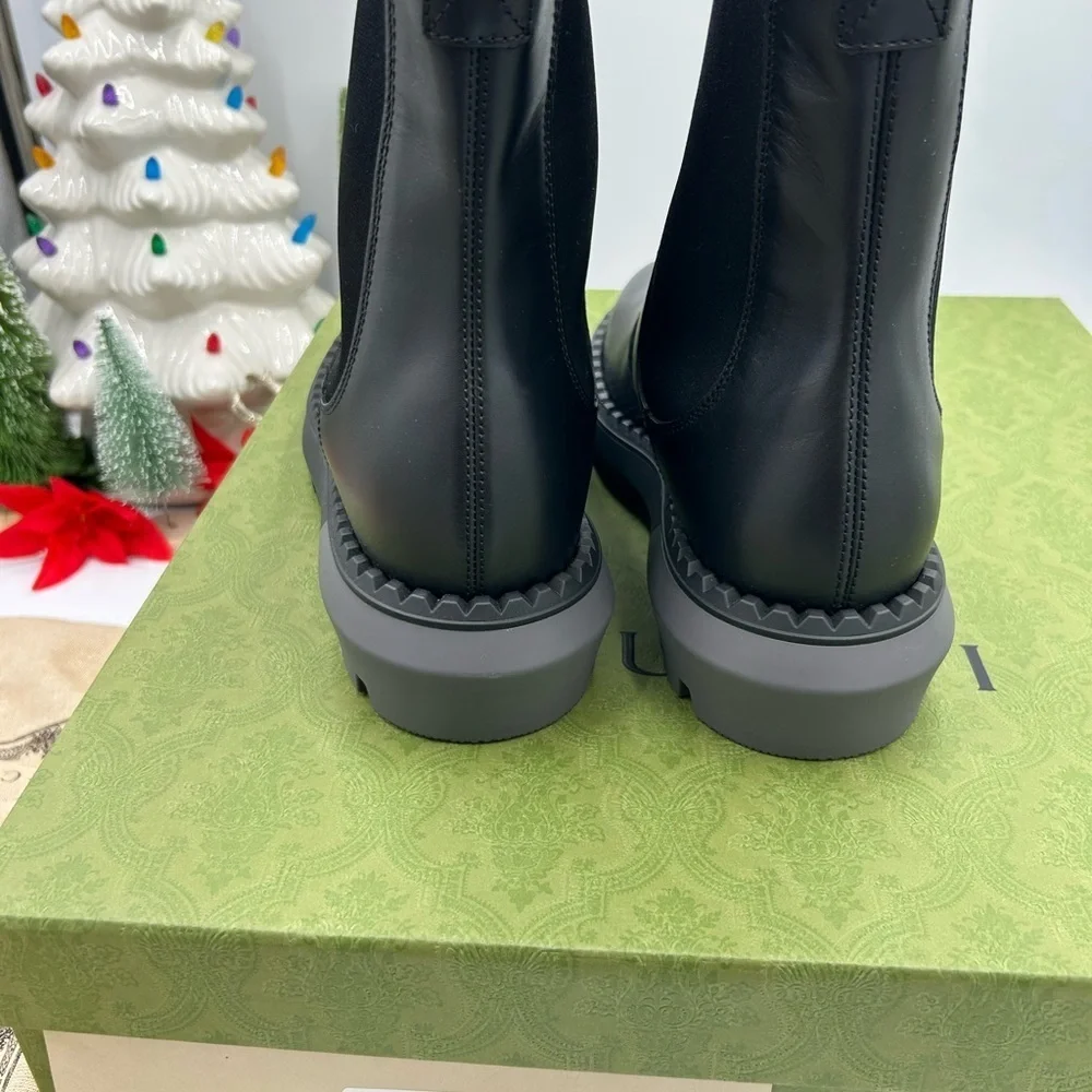 Gucci men's leather Chelsea boots size 7 fits 8 US made in Italy